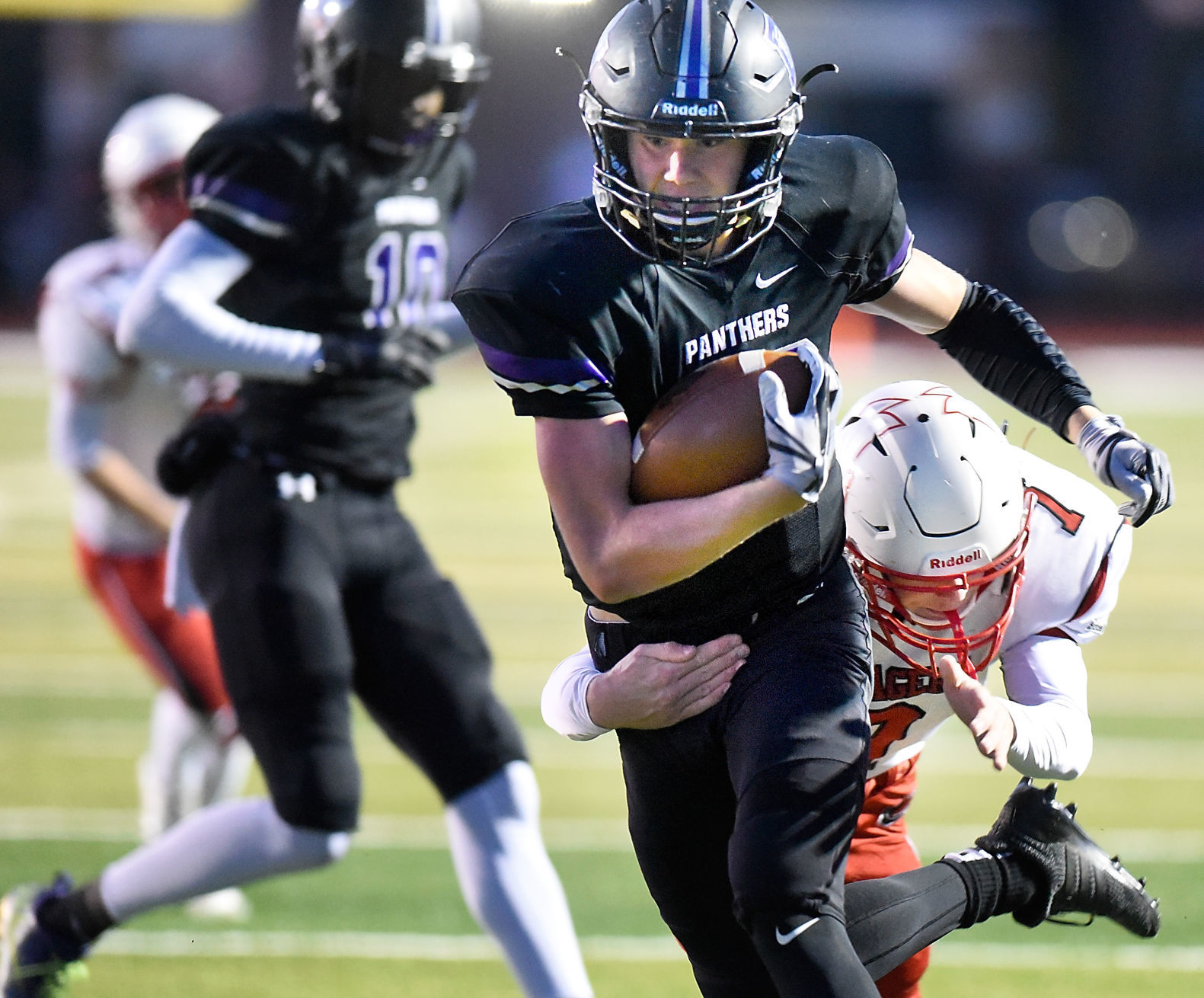 Football Vermillion at Dakota Valley